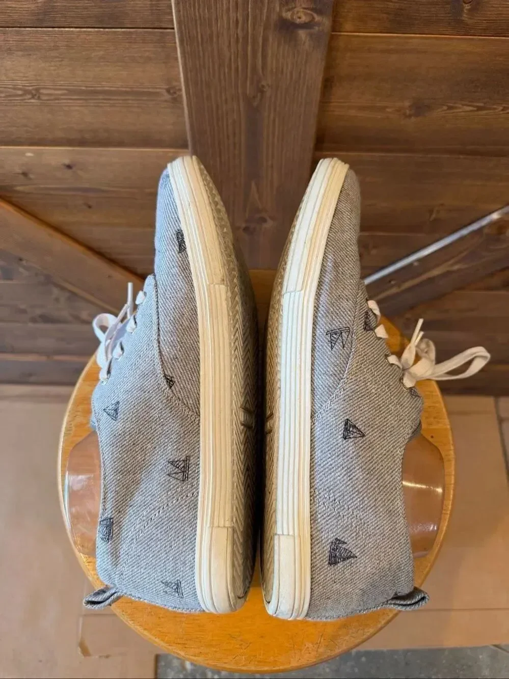 Vlado Gray Sailboat Print Canvas Sneakers Men’s Size 10 Casual Lace-Up Shoes